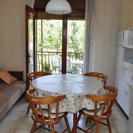 Apartman Kraljev Biograd Na Moru Exterior photo